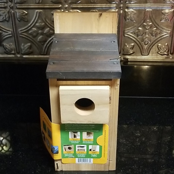 Other - 🐦Cedar Birdhouse